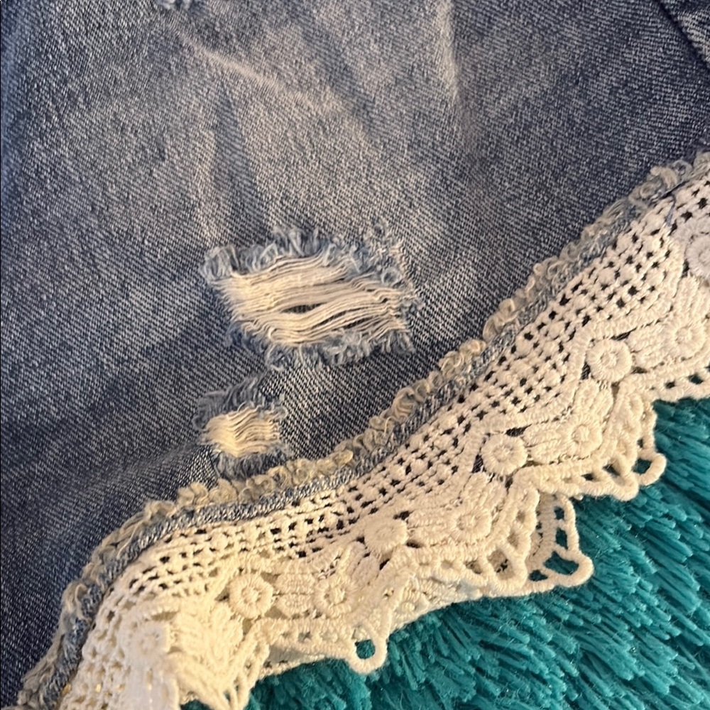 Free People Women’s Cutoff Jean Shorts with Lace Trim - Picture 5 of 6